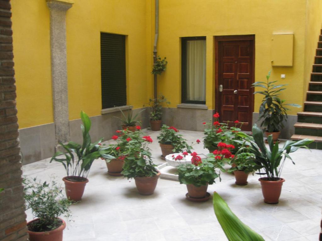 Apartamentos Puerta Real غرناطة المظهر الخارجي الصورة