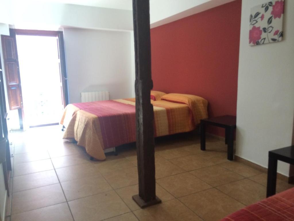 Apartamentos Puerta Real غرناطة المظهر الخارجي الصورة