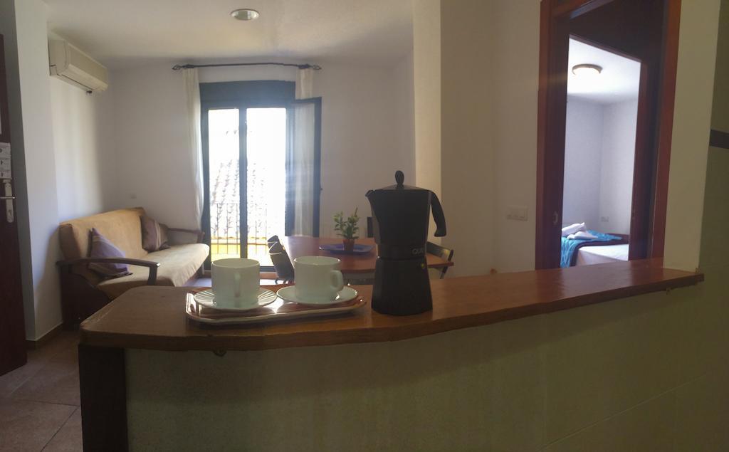 Apartamentos Puerta Real غرناطة المظهر الخارجي الصورة
